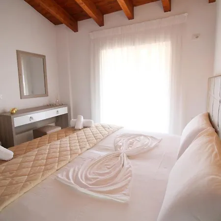 아파트 Atlantis Sarandë